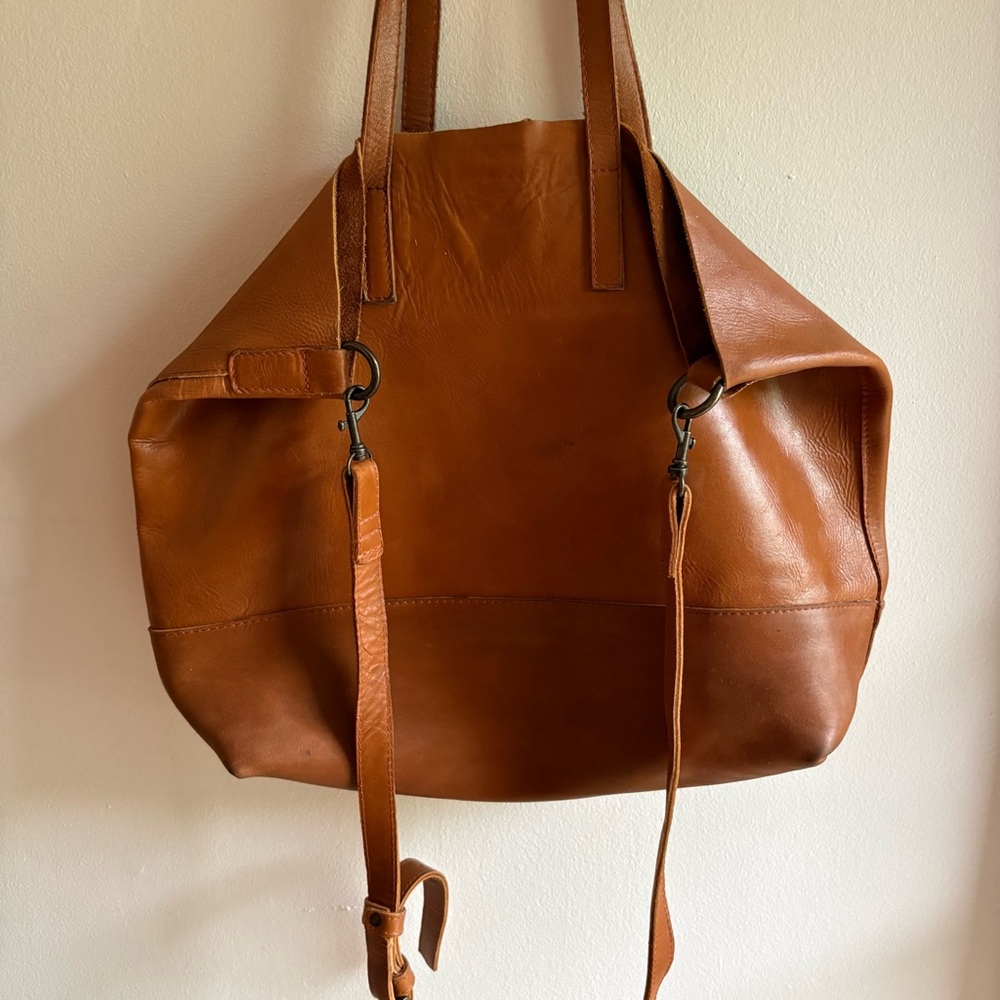 ABLE Abera Leather Tote Bag with Crossbody Strap in Cognac